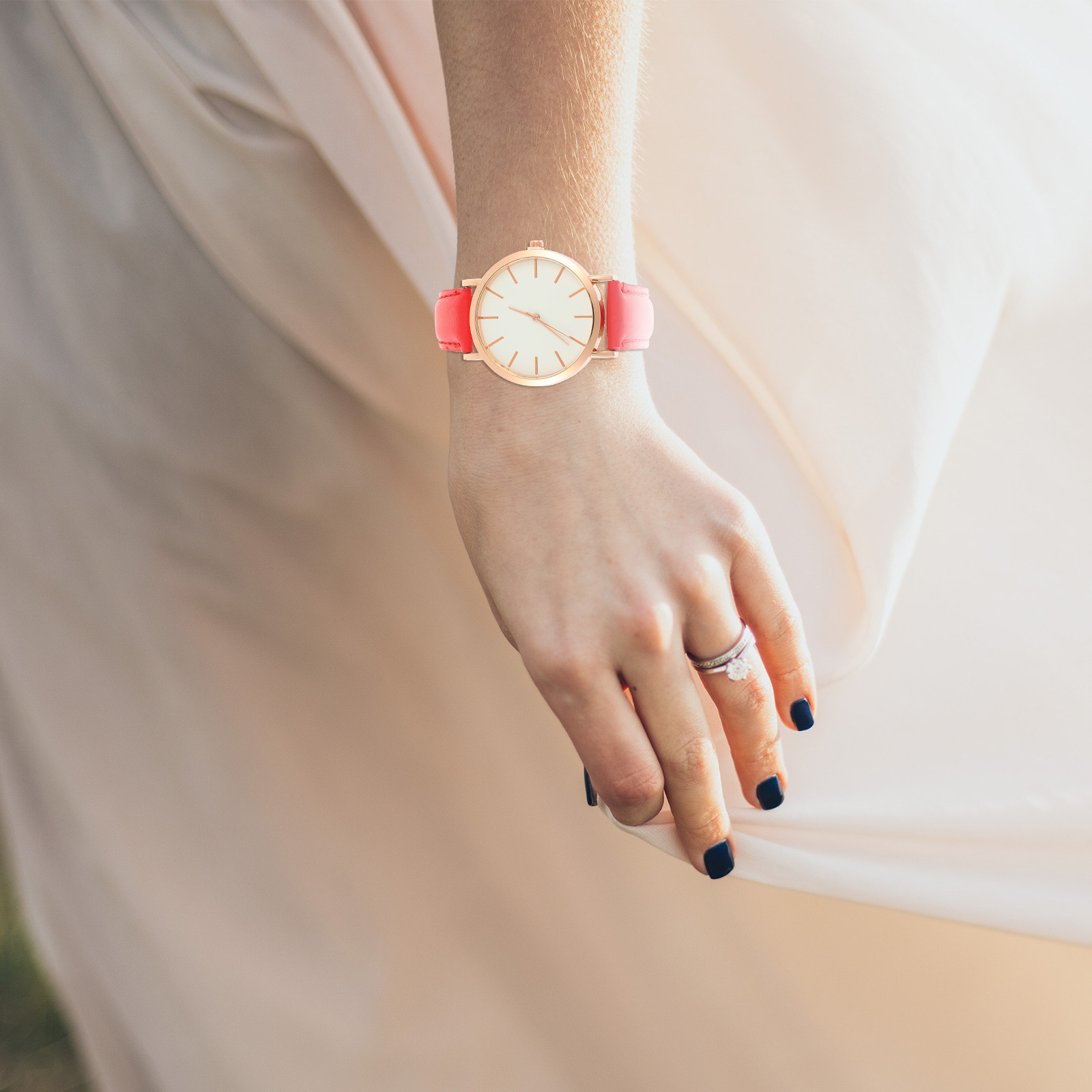Luxury Watch Gift For Her - Elegant Women Quartz Watch with Comfortable
