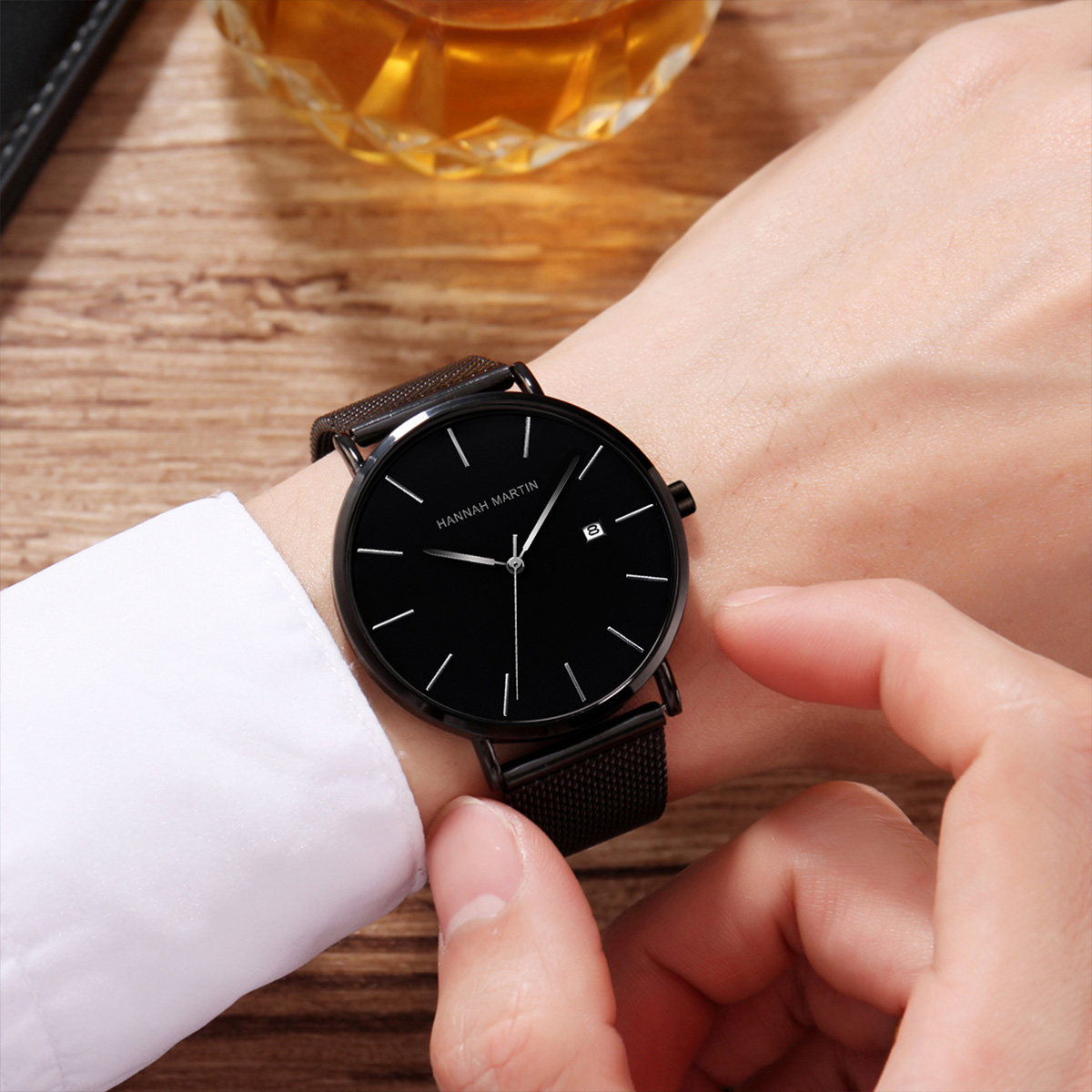 Japan Quartz Calendar Movement - огляд і ціна Luxury Watch In Japan