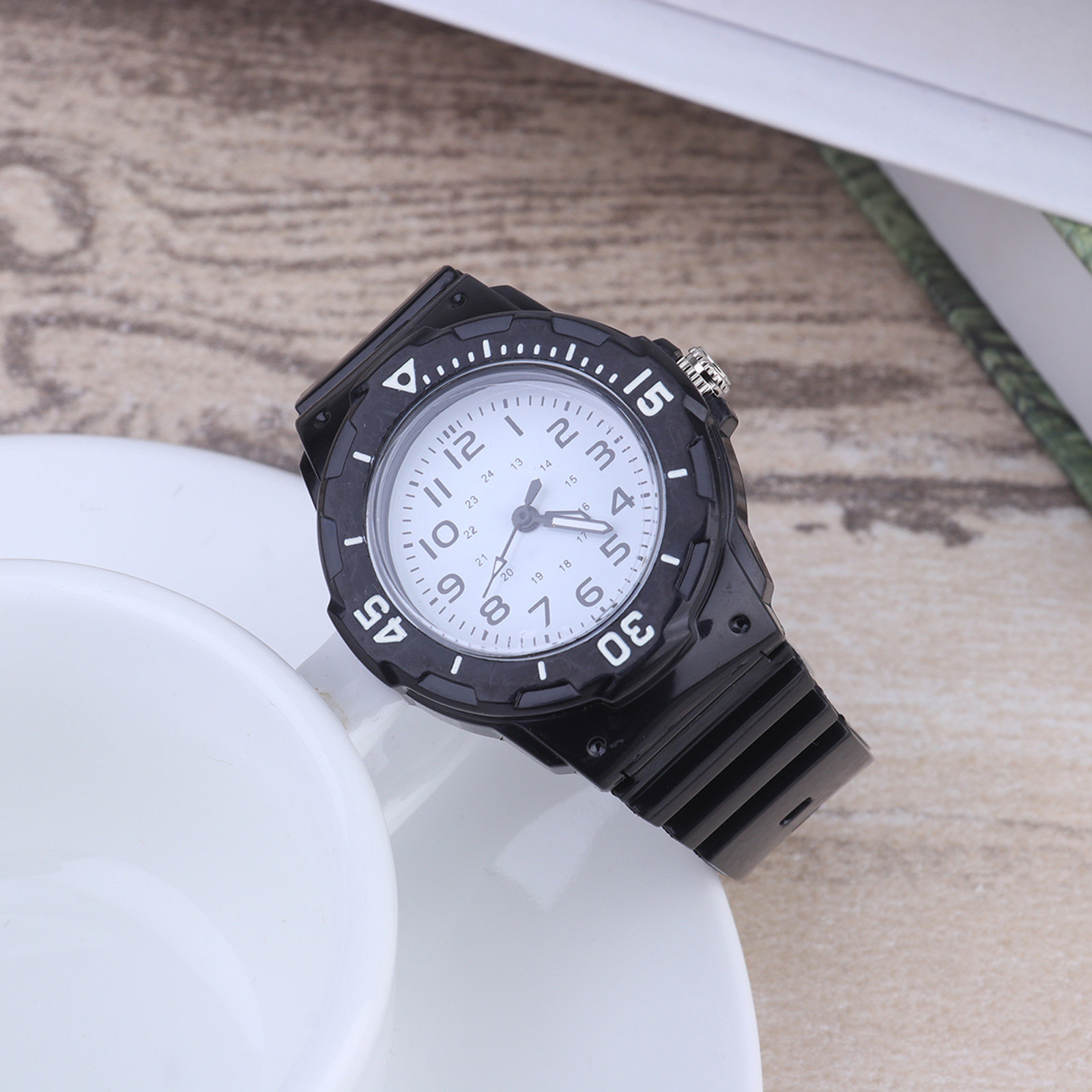 Black White Children Quartz Wa - огляд і ціна Luxury Watch With Arabic Numerals
